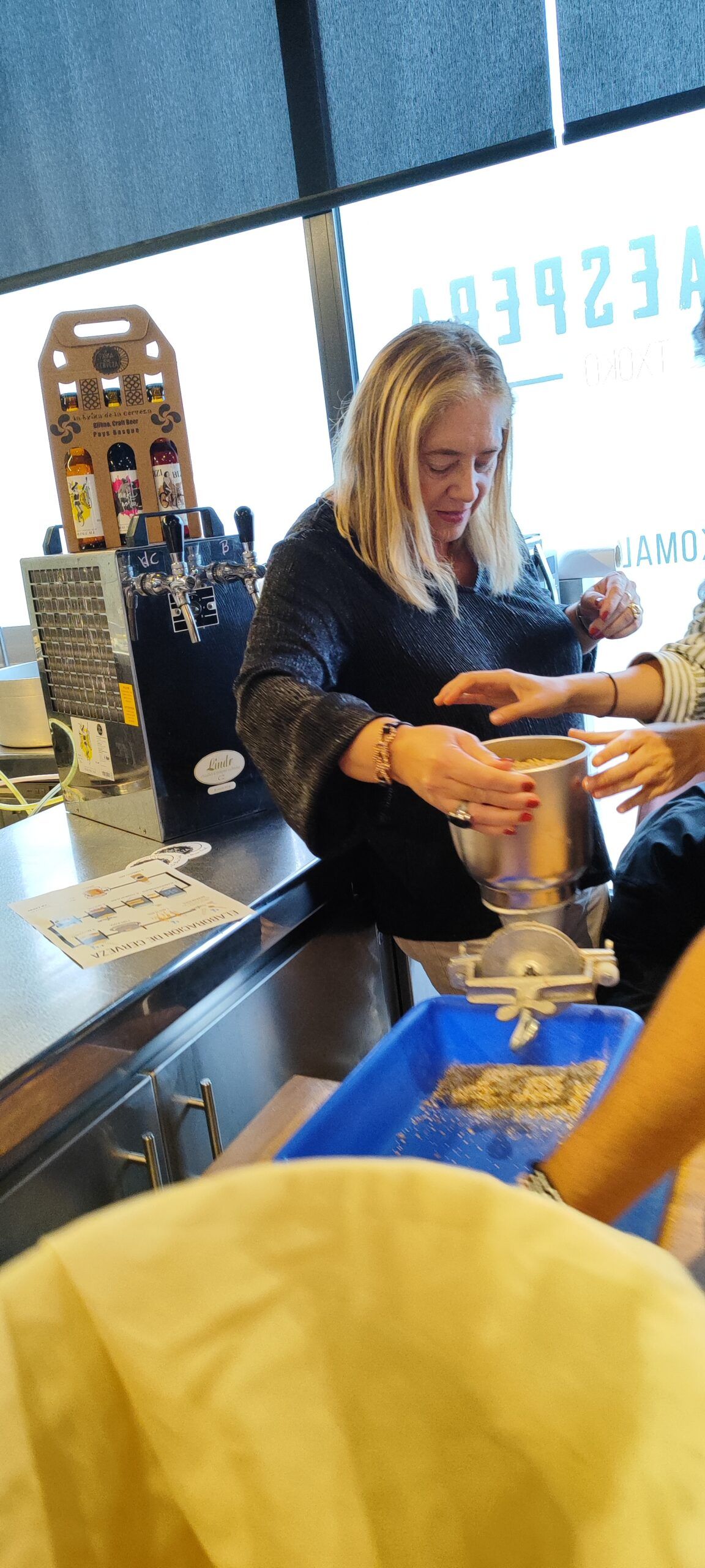 Taller de elaboracion de Cerveza Artesanal en Bilbao - Imagen 2